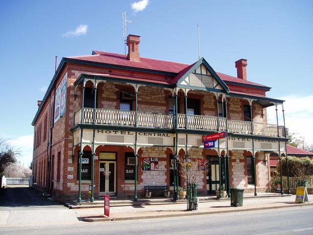 Riverton_SA_Hotel_Central_Riverton